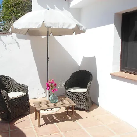 乔罗住宿加早餐旅馆